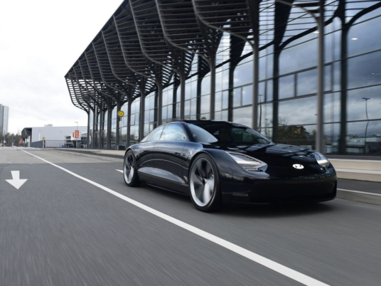 IONIQ: Нова лінійка електричних моделей Hyundai | Хюндай Мотор Україна - фото 18