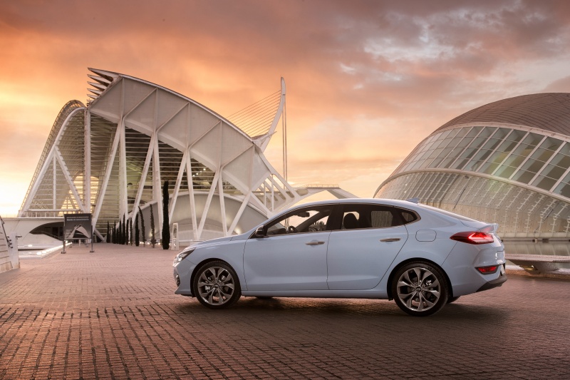 В Україні стартують продажі Hyundai i30 Fastback | Хюндай Мотор Україна - фото 9