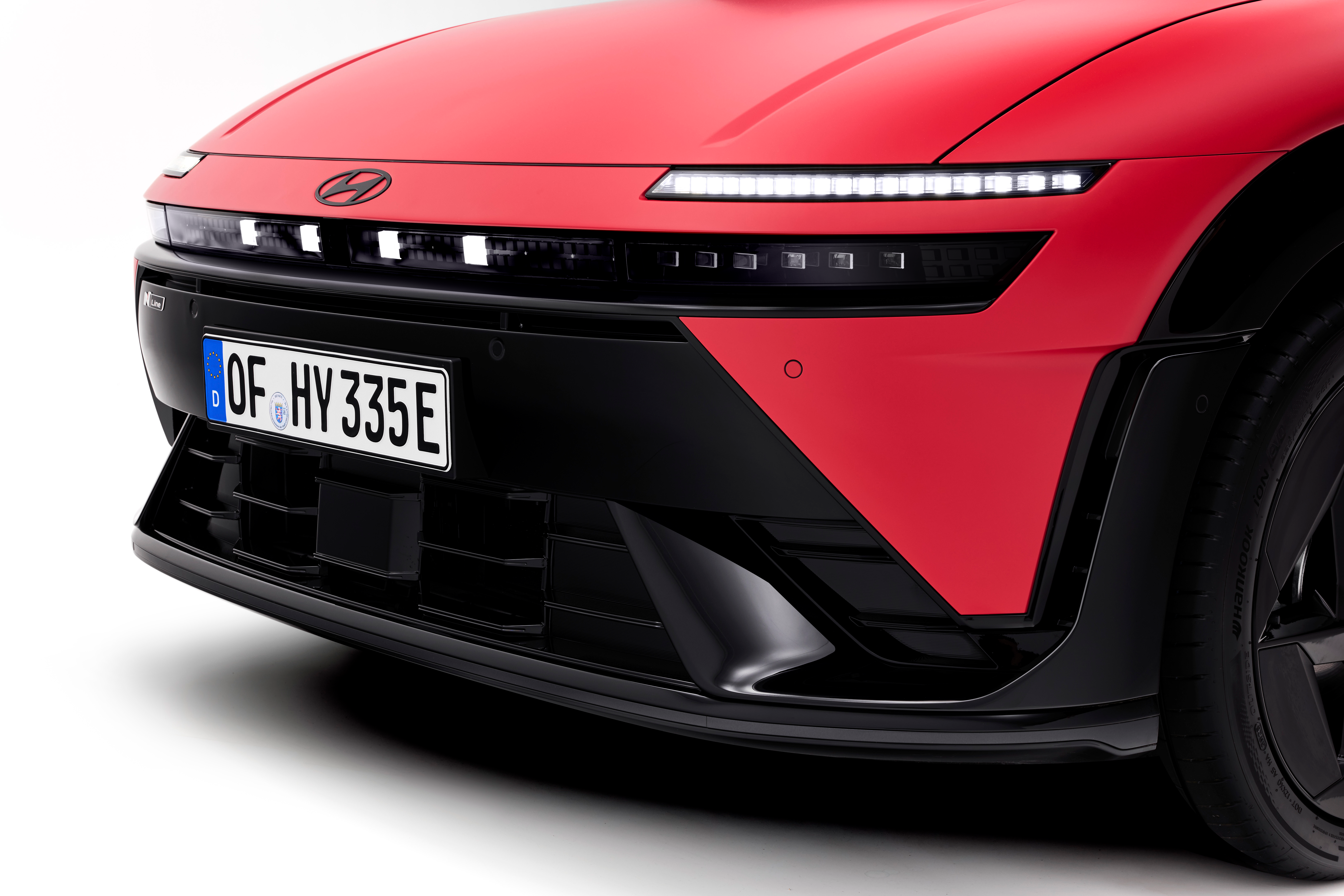 Hyundai Motor Europe представляє IONIQ 3: Aero Hatch нового покоління, що піднімає на новий рівень технології електроавтомобілів задля простоти, місткості та інтуїтивності водіння | Капітал-Авто Плюс - фото 10